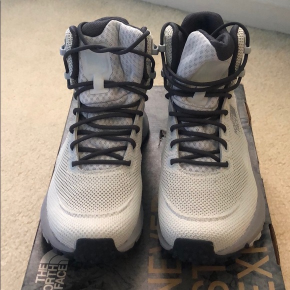 The Northface Hiking Boots - Picture 3 of 5